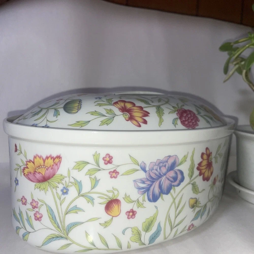 Avignon Toscany Fine China Rare Discontinued‎ Pattern